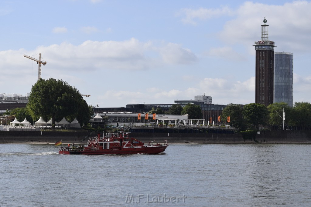 Schiff 1 Koeln in Hoehe der Koelner Zoobruecke P260.JPG - Miklos Laubert